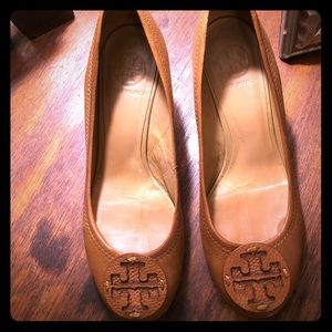 SOLD ❌PEBBLED LEATHER TORY BURCH